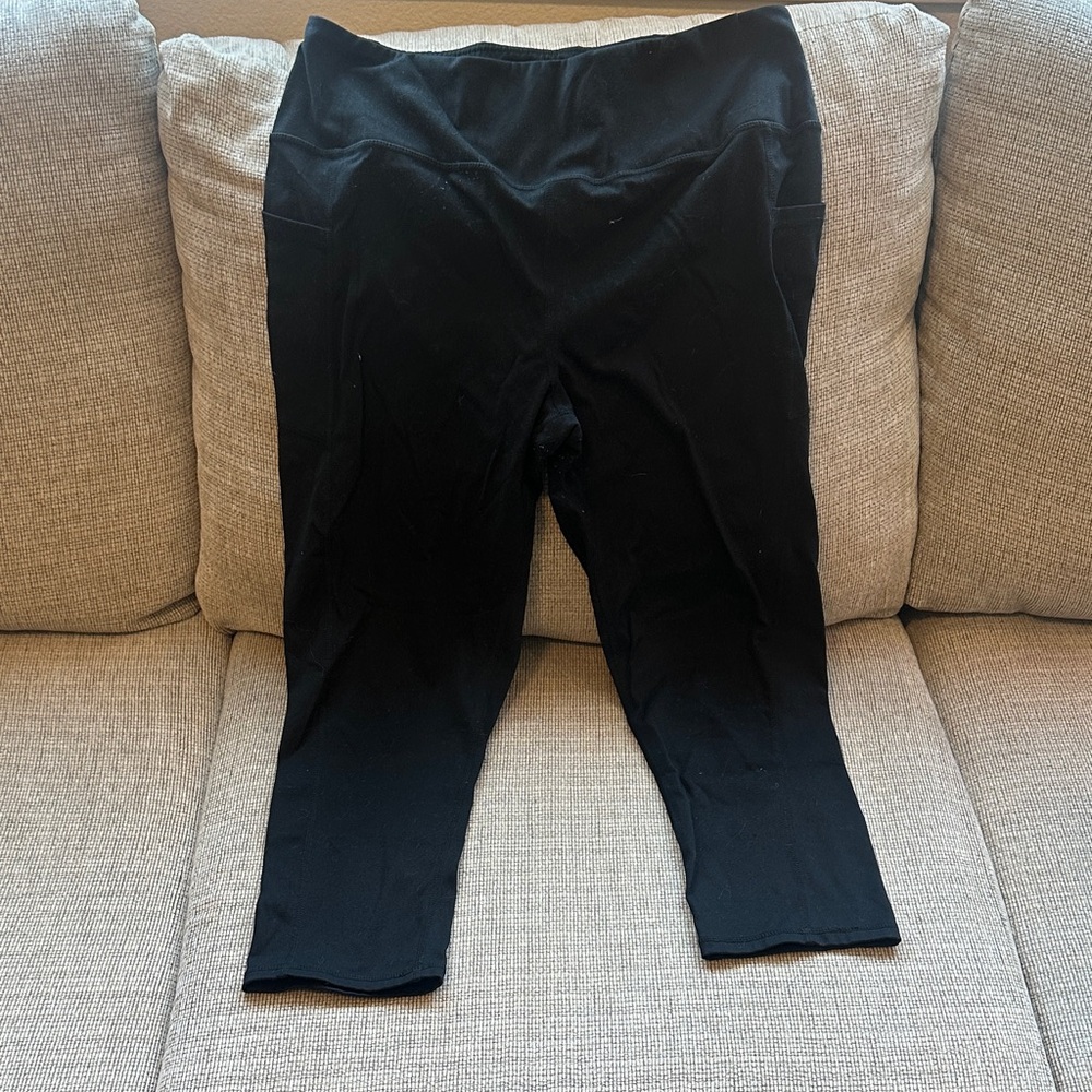 GAIAM Black Leggings